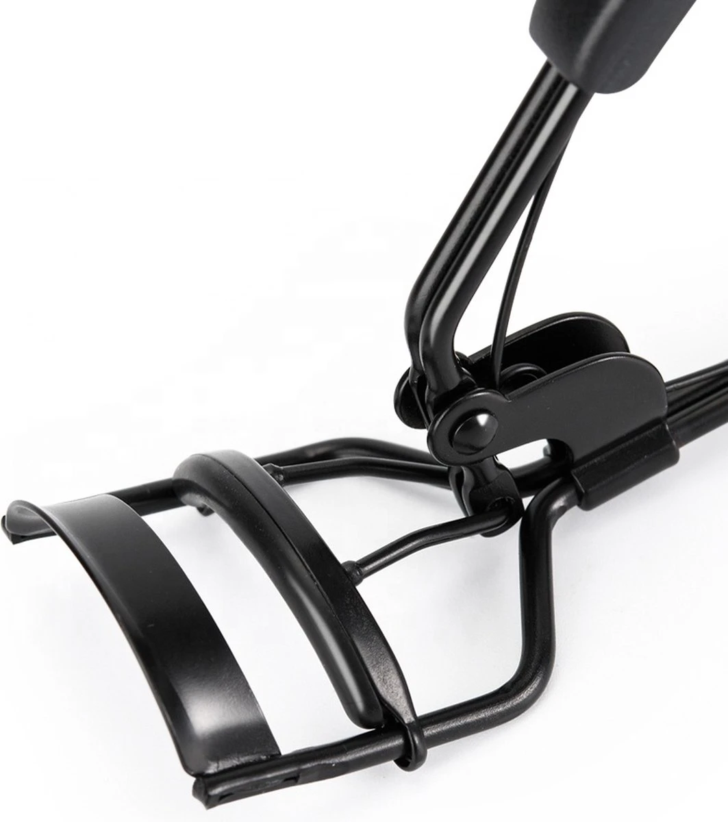 INTER-ESQUE® Wimperkruller - Eyelash Curler + 5x Gratis Extra Siliconen Pad - Zwart 3 INTER-ESQUE® Wimperkruller - Eyelash Curler + 5x Gratis Extra Siliconen Pad - Zwart - Afbeelding 3