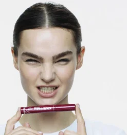 Rimmel London Wonder'Volume Thrill Seeker Mascara - 001 Extreme Black 14 Rimmel London Wonder'Volume Thrill Seeker Mascara - 001 Extreme Black -Cosmetica Winkel 1128x1200 3