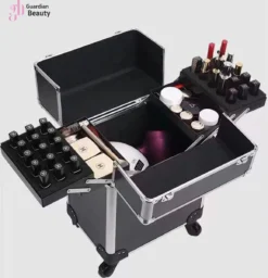 Kapper Koffer| Nagel | Visagist | Make-up | Cosmetica | Schminken | Trolley Stevig En Gemaakt Van Aluminium | 3 Delig | 8 Wielen | Bedekt Met Mooie Zilver Strips -Cosmetica Winkel 1158x1200 7