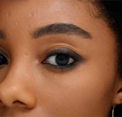 Rimmel London Soft Kohl Kajal Oogpotlood - 061 Jet Black 18 Rimmel London Soft Kohl Kajal Oogpotlood - 061 Jet Black -Cosmetica Winkel 1200x1152 8