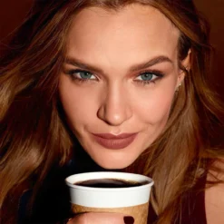 Maybelline SuperStay Matte Ink Lipstick Coffee Collection Limited Edition - 270 Cocoa Connoisseur - Bruine Lippenstift - 5 Ml -Cosmetica Winkel 1200x1200 290