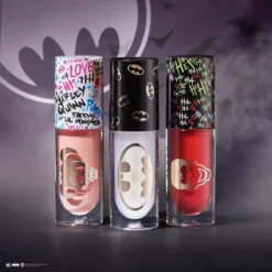 Makeup Revolution X Harley Quinn™ - What You Think I’m A Doll? Lip Gloss -Cosmetica Winkel 1200x1200 312