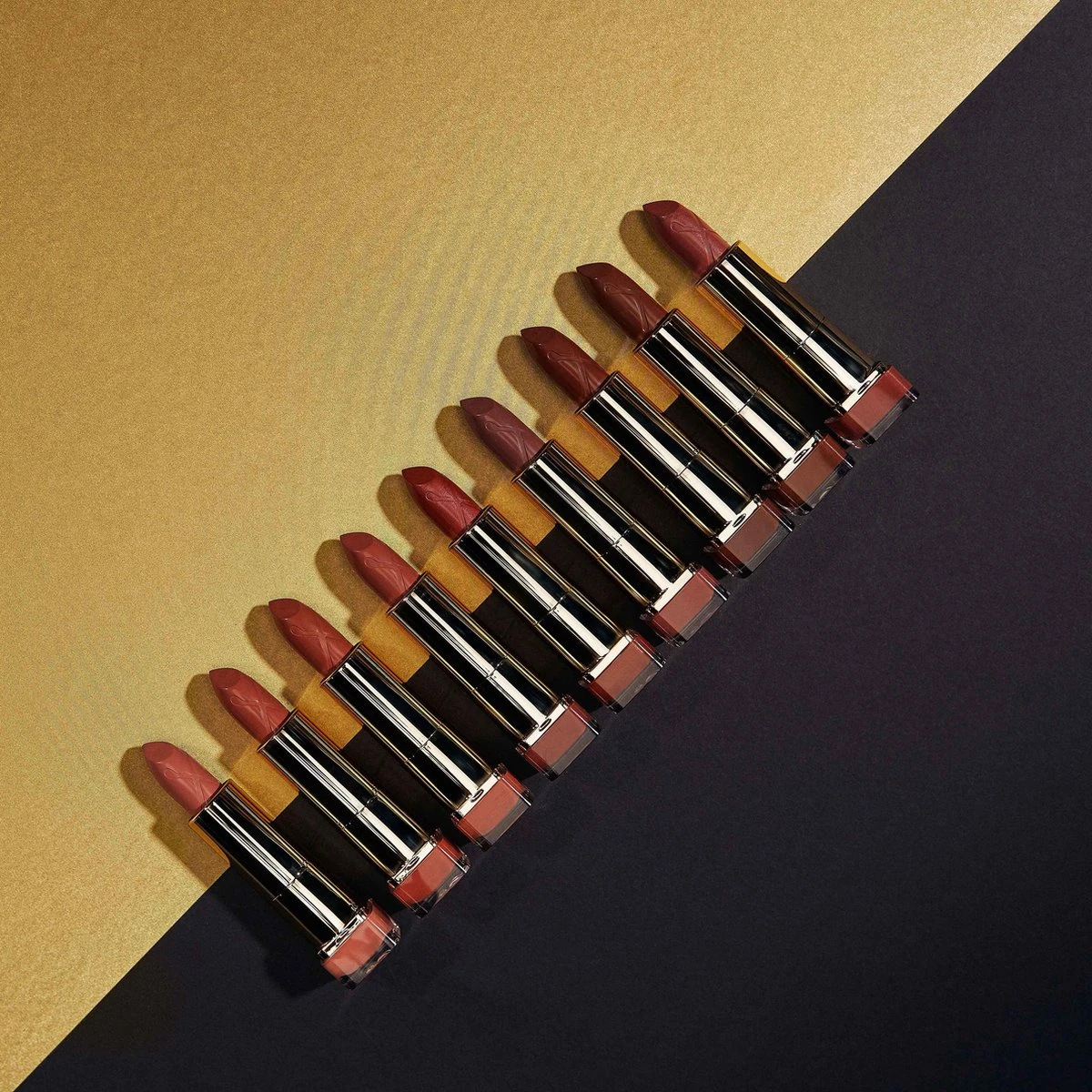 Max Factor Colour Elixir Lippenstift - 105 Raisin 5 Max Factor Colour Elixir Lippenstift - 105 Raisin - Afbeelding 5