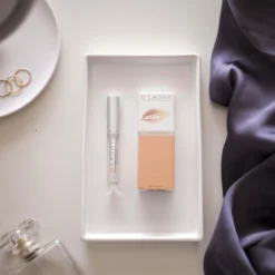 B’LASHY® Wimperserum - Wimper Groeimiddel - Wimper Serum Voor Sterke, Lange En Volle Wimpers - 5 Ml -Cosmetica Winkel 1200x1200 998