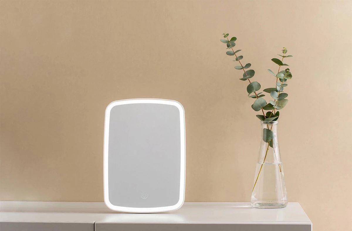 Jordan & Judy Make-upspiegel Met Verlichting - Oplaadbaar - Led Spiegel Make Up Met Touch Switch - Staand Spiegel 3 Jordan & Judy Make-upspiegel Met Verlichting - Oplaadbaar - Led Spiegel Make Up Met Touch Switch - Staand Spiegel - Afbeelding 3