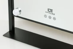 United Entertainment - Hollywood Spiegel Met 12 LEDs - 36x47,5 Cm - Zwart 19 United Entertainment - Hollywood Spiegel Met 12 LEDs - 36x47,5 Cm - Zwart -Cosmetica Winkel 1200x800 14