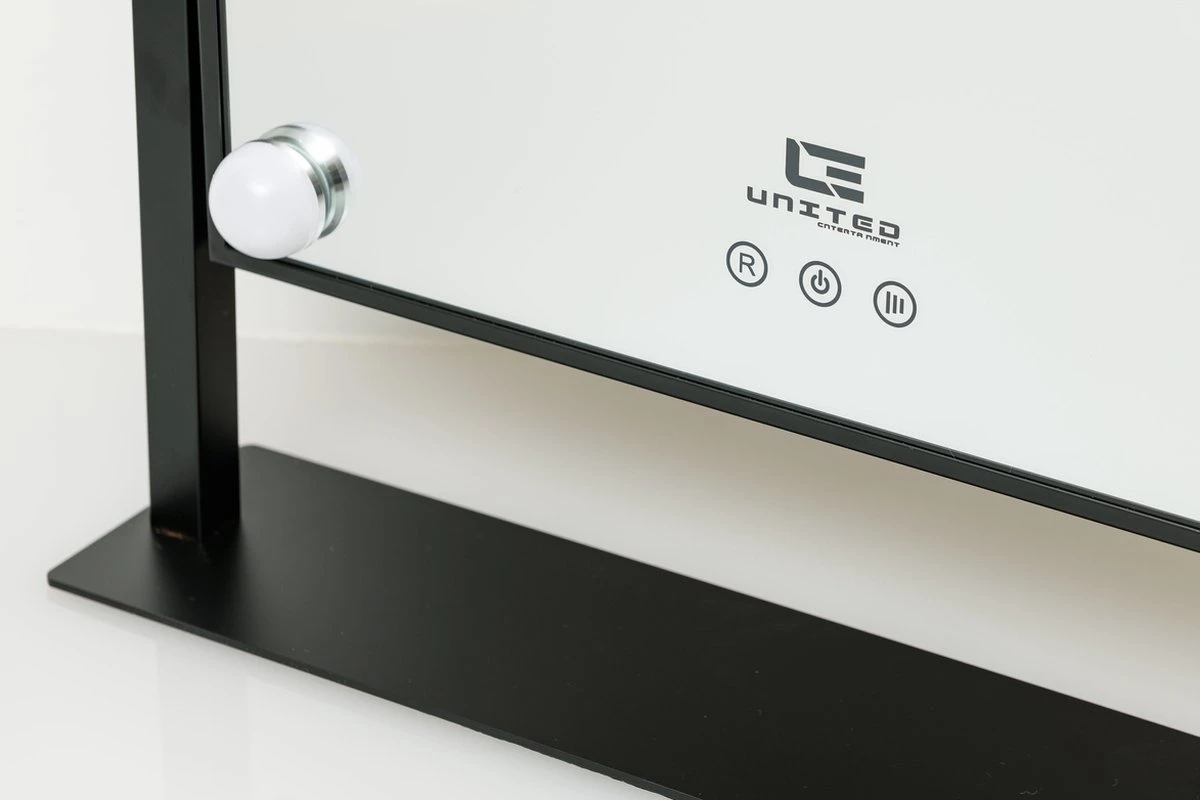 United Entertainment - Hollywood Spiegel Met 12 LEDs - 36x47,5 Cm - Zwart 10 United Entertainment - Hollywood Spiegel Met 12 LEDs - 36x47,5 Cm - Zwart - Afbeelding 10