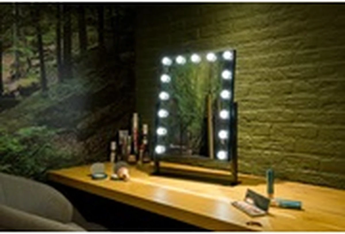 United Entertainment - Hollywood Spiegel Met 12 LEDs - 36x47,5 Cm - Zwart 2 United Entertainment - Hollywood Spiegel Met 12 LEDs - 36x47,5 Cm - Zwart - Afbeelding 2