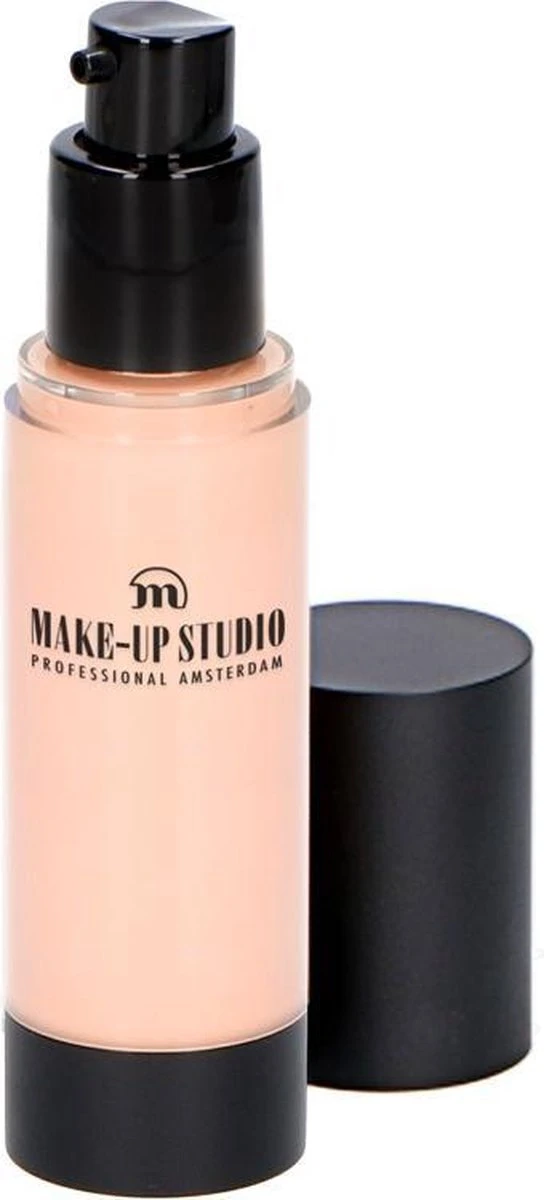 Make-up Studio Fluid Foundation No Transfer - CA1 Ivory 1 Make-up Studio Fluid Foundation No Transfer - CA1 Ivory